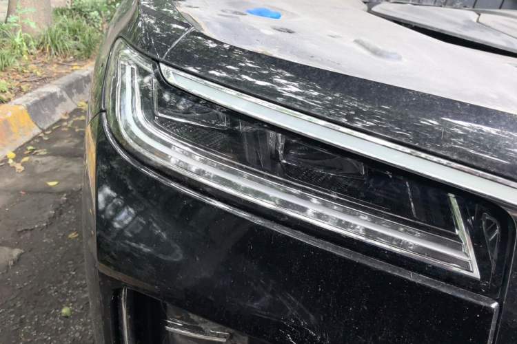 Used Hongqi H9 2022 2.0T Smart Connect Flagship Edition Right Front Headlight