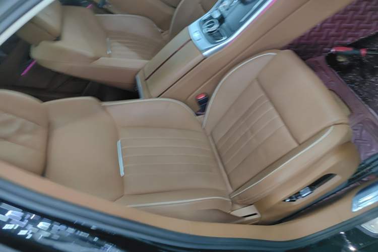 Used Hongqi H9 2022 2.0T Smart Connect Flagship Edition Right Front Seat