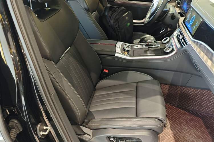 Used Hongqi H9 2022 2.0T Smart Connect Flagship Edition Right Front Seat