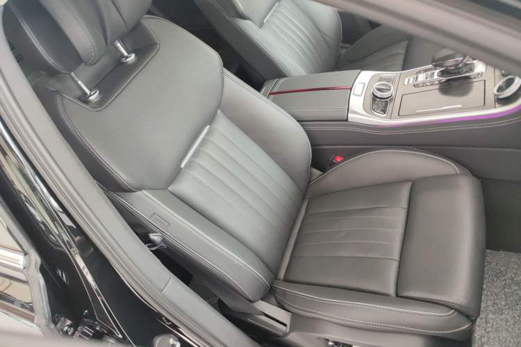Used Hongqi H9 2022 2.0T Smart Connect Flagship Edition Right Front Seat