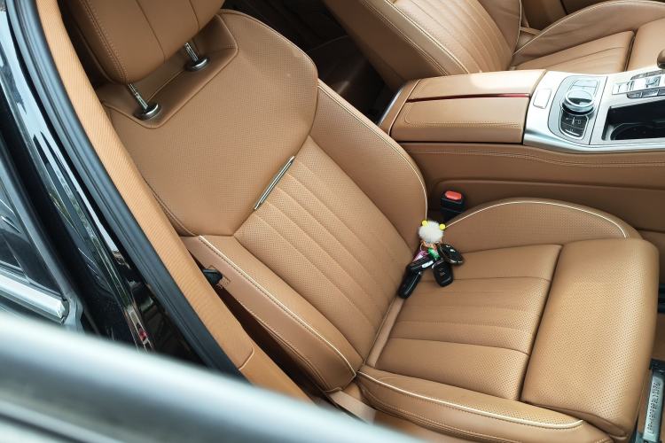 Used Hongqi H9 2022 2.0T Smart Connect Flagship Edition Right Front Seat