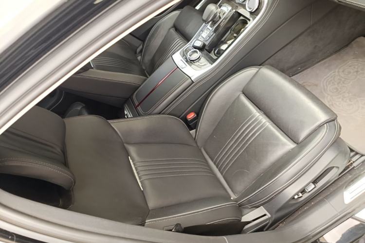Used Hongqi H9 2022 2.0T Smart Connect Flagship Edition Right Front Seat