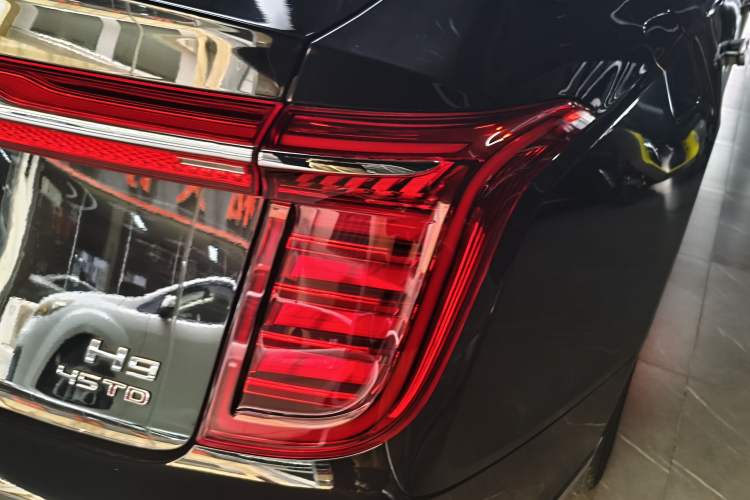 Used Hongqi H9 2022 2.0T Smart Connect Flagship Edition Right Rear Taillight