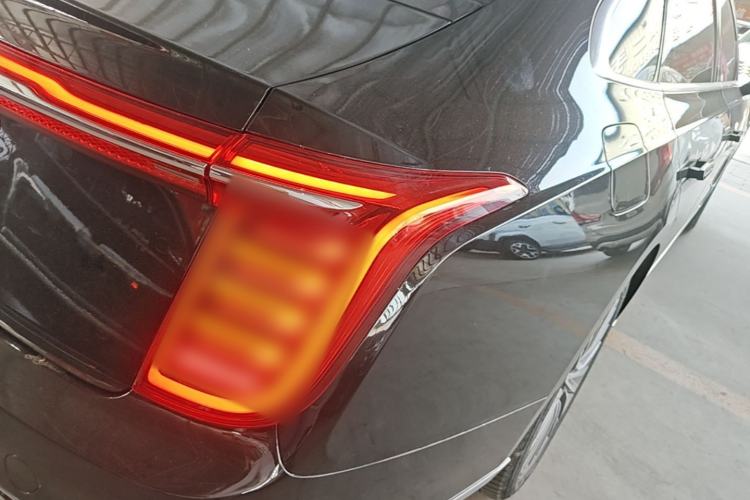 Used Hongqi H9 2022 2.0T Smart Connect Flagship Edition Right Rear Taillight