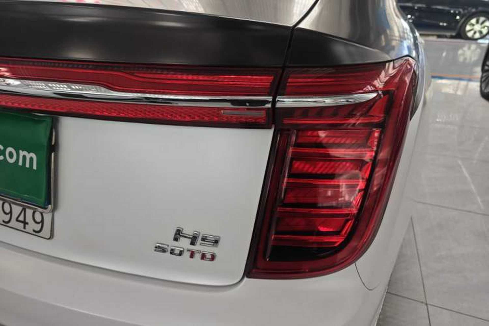 Used Hongqi H9 2022 2.0T Smart Connect Flagship Edition Right Rear Taillight