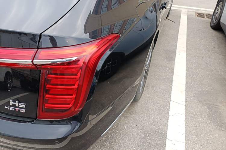 Used Hongqi H9 2022 2.0T Smart Connect Flagship Edition Right Rear Taillight