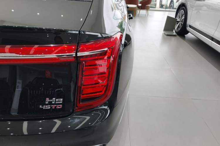 Used Hongqi H9 2022 2.0T Smart Connect Flagship Edition Right Rear Taillight