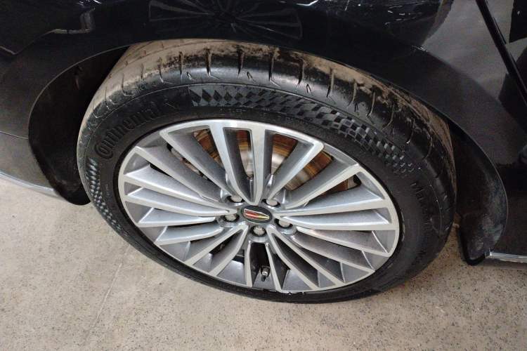 Used Hongqi H9 2022 2.0T Smart Connect Flagship Edition Right Rear Wheel Hub