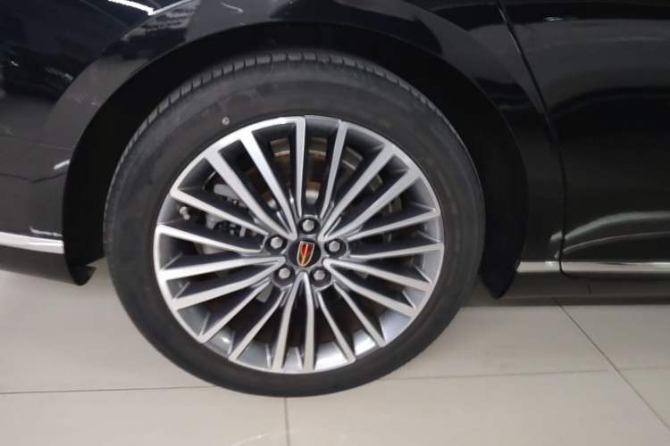 Used Hongqi H9 2022 2.0T Smart Connect Flagship Edition Right Rear Wheel Hub