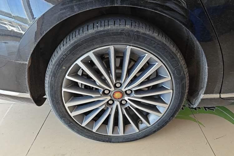Used Hongqi H9 2022 2.0T Smart Connect Flagship Edition Right Rear Wheel Hub