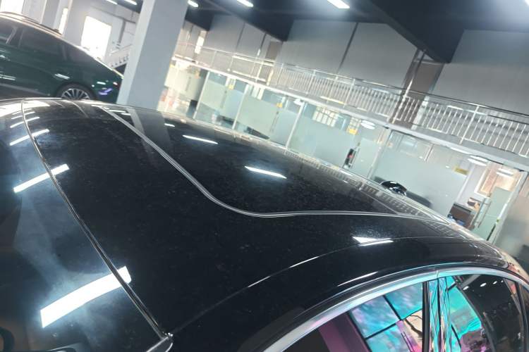 Used Hongqi H9 2022 2.0T Smart Connect Flagship Edition Roof
