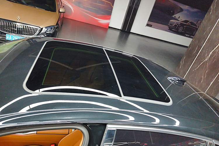 Used Hongqi H9 2022 2.0T Smart Connect Flagship Edition Roof