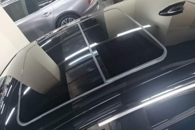 Used Hongqi H9 2022 2.0T Smart Connect Flagship Edition Roof
