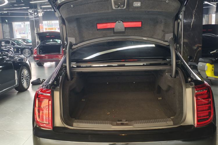 Used Hongqi H9 2022 2.0T Smart Connect Flagship Edition Trunk