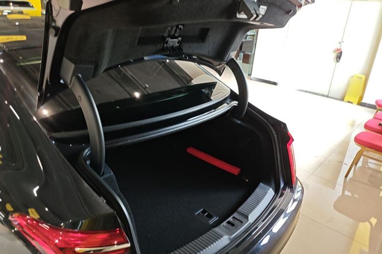 Used Hongqi H9 2022 2.0T Smart Connect Flagship Edition Trunk