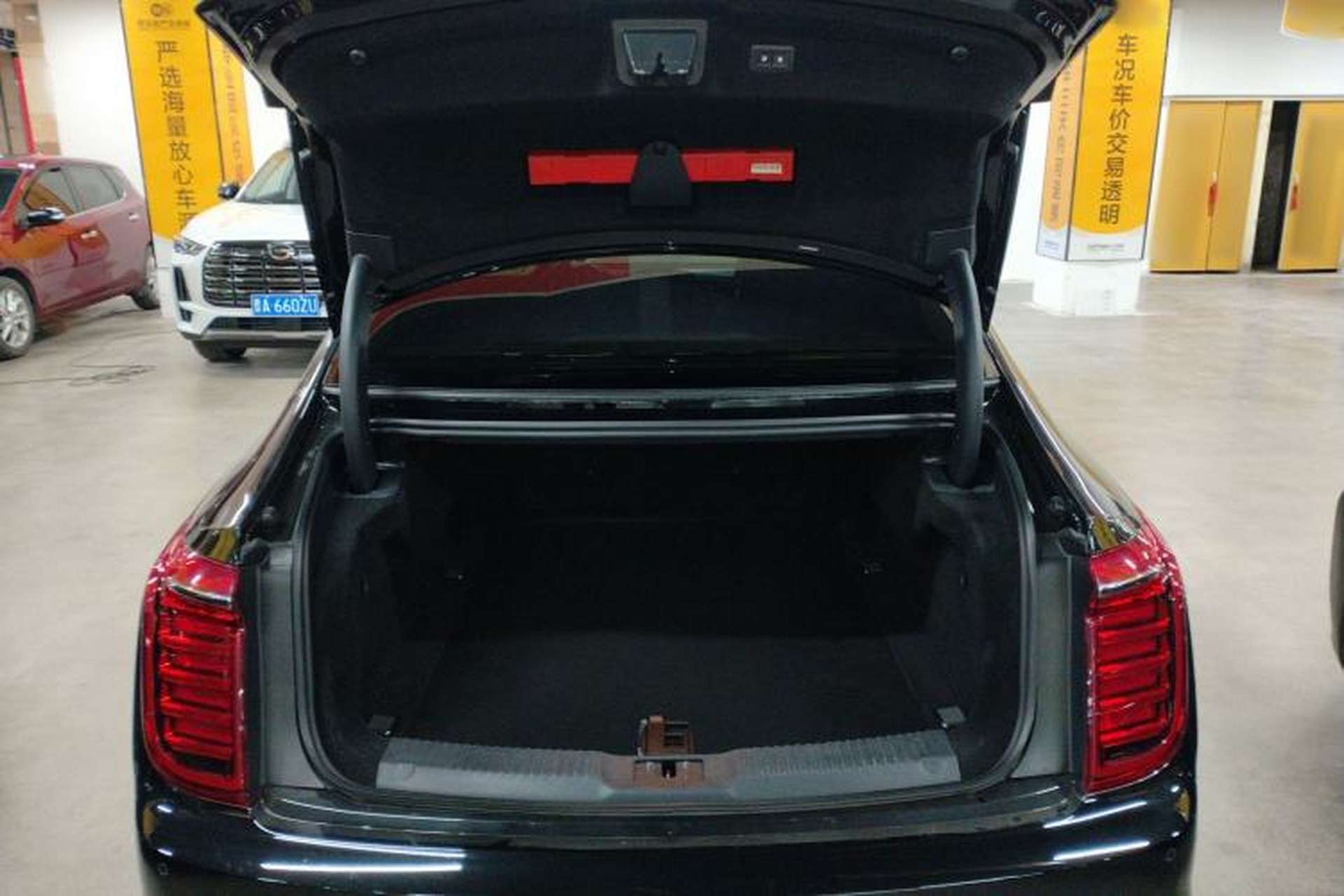 Used Hongqi H9 2022 2.0T Smart Connect Flagship Edition Trunk