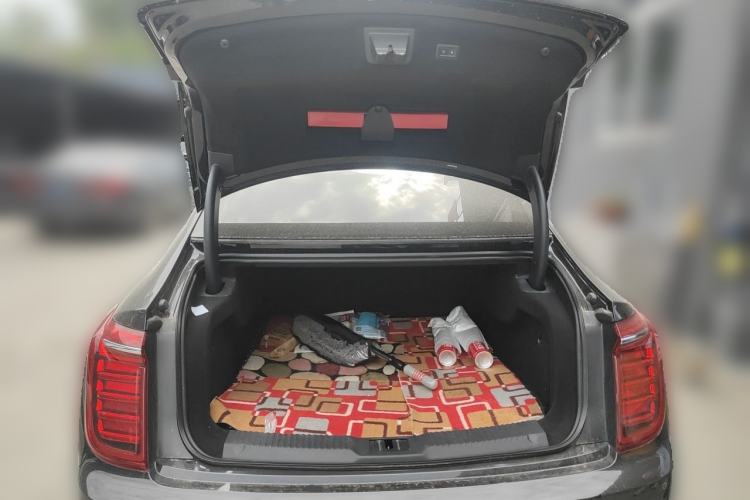 Used Hongqi H9 2022 2.0T Smart Connect Flagship Edition Trunk