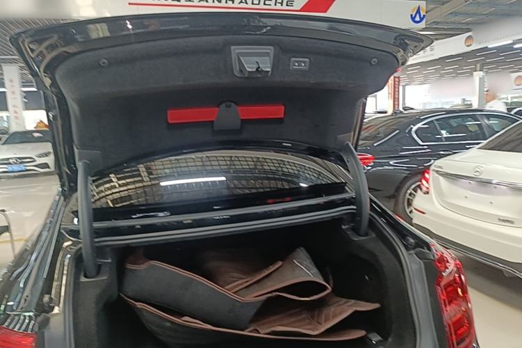 Used Hongqi H9 2022 2.0T Smart Connect Flagship Edition Trunk