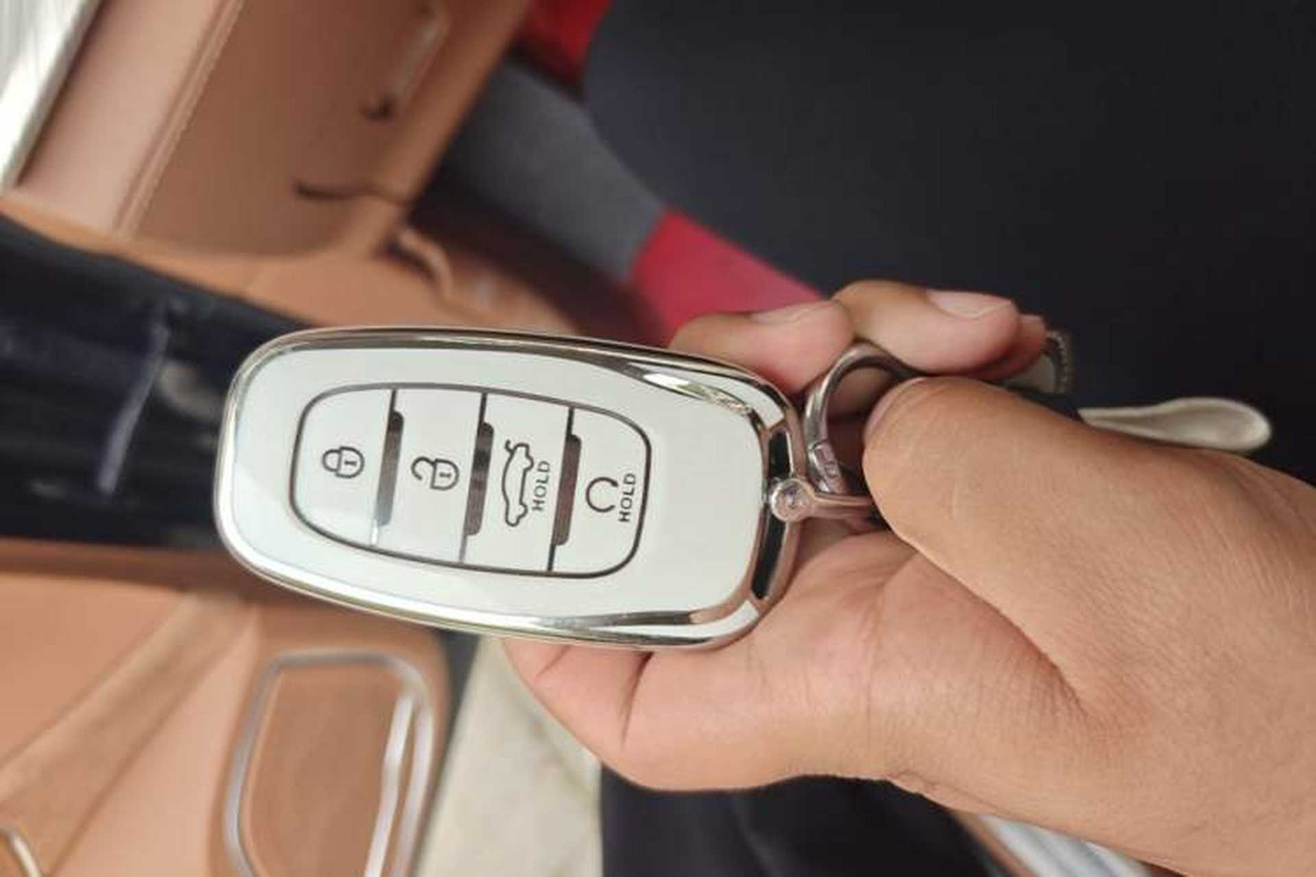 Used Hongqi H9 2022 2.0T Smart Connect Flagship Edition Vehicle Key