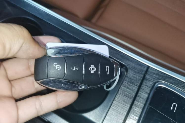 Used Hongqi H9 2022 2.0T Smart Connect Flagship Edition Vehicle Key