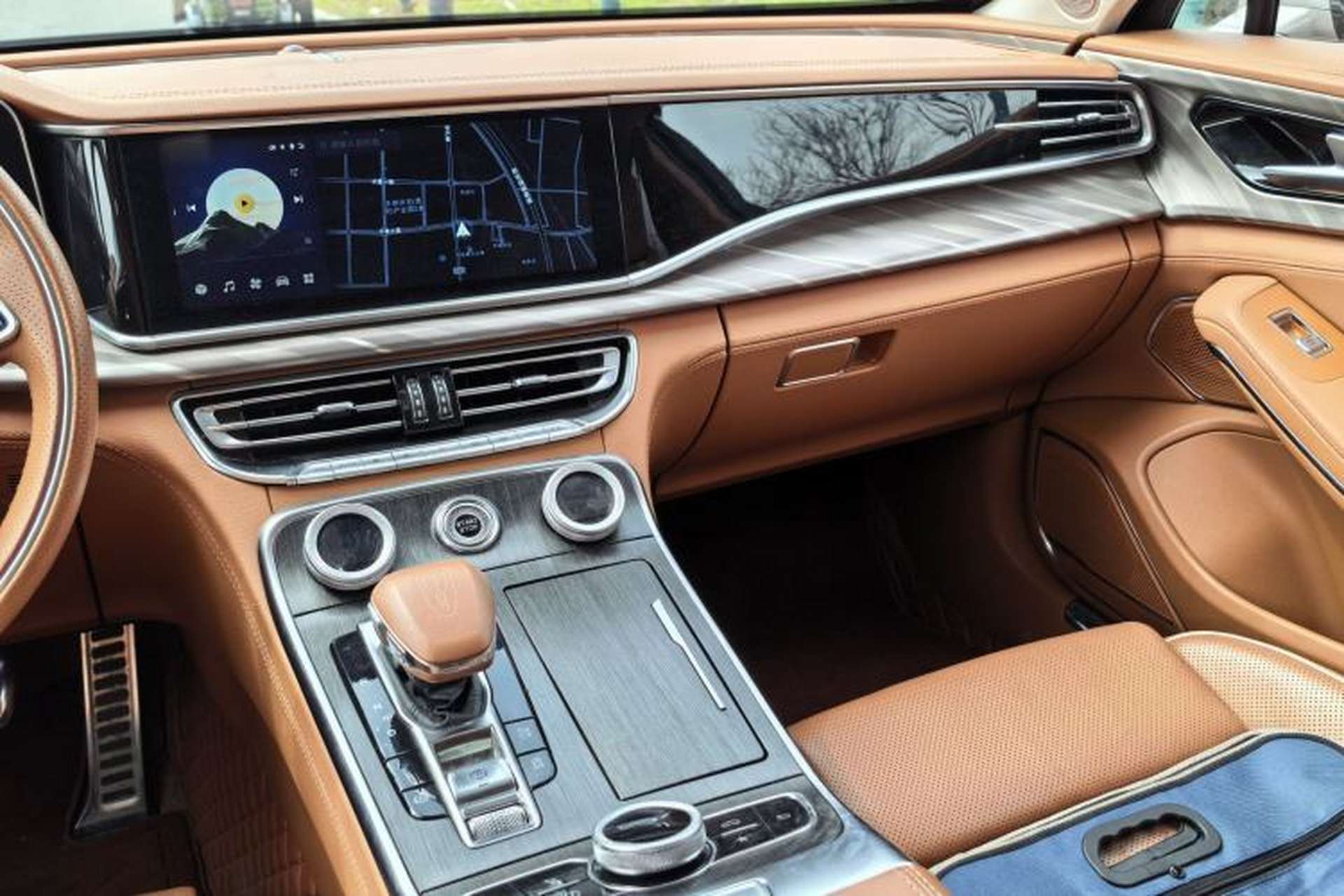 Used Hongqi H9 2022 2.0T Smart Connect Flagship Edition Interior 6