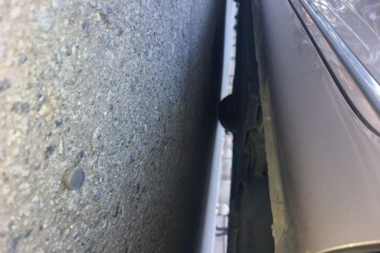 Used Hongqi H9 2022 2.0T Smart Connect Flagship Edition Chassis Rear Left