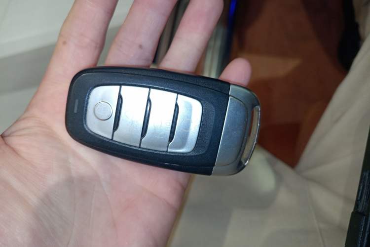 Used Hongqi H9 2022 3.0T Smart Connect Flagship Four-Seater Version Interior 1