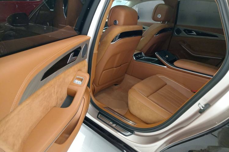 Used Hongqi H9 2022 3.0T Smart Connect Flagship Four-Seater Version Interior 4