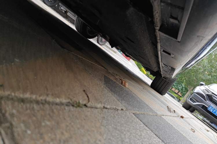 Used Hongqi H9 2022 2.0T Smart Connect Flagship Edition Chassis Front Left