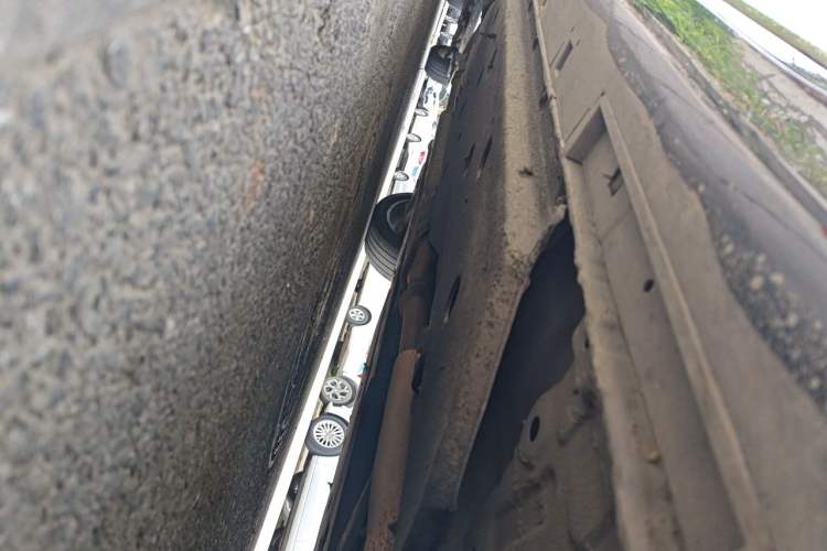 Used Hongqi H9 2022 2.0T Smart Connect Flagship Edition Chassis Front Right