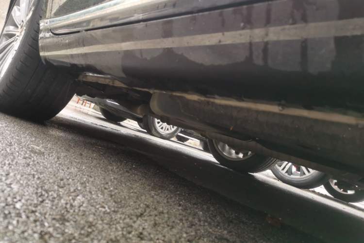 Used Hongqi H9 2022 3.0T Smart Connect Flagship Four-Seater Version Chassis Front Right