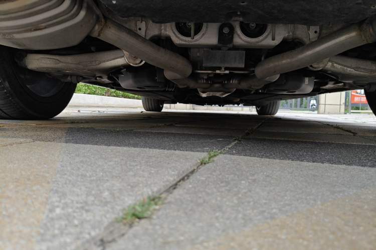 Used Hongqi H9 2022 2.0T Smart Connect Flagship Edition Chassis Rear