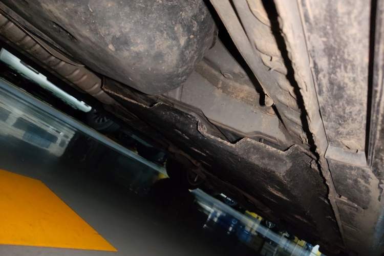Used Hongqi H9 2022 3.0T Smart Connect Flagship Four-Seater Version Chassis Rear Right