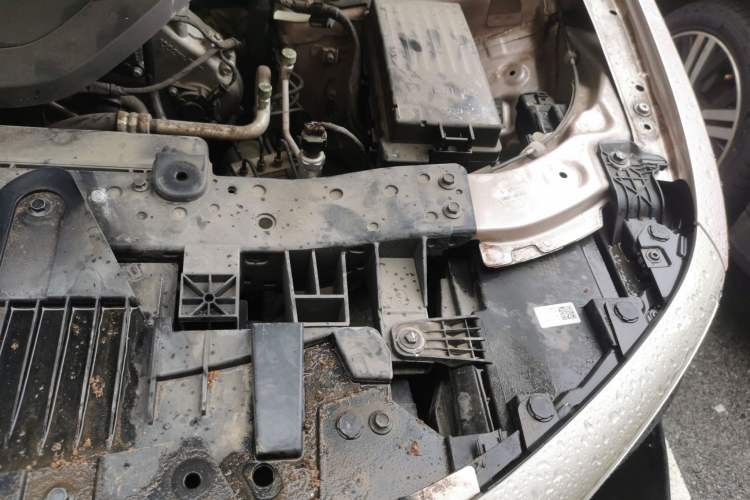 Used Hongqi H9 2022 3.0T Smart Connect Flagship Four-Seater Version Engine Bay Left