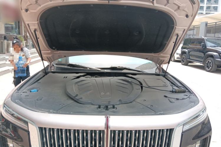 Used Hongqi H9 2022 3.0T Smart Connect Flagship Four-Seater Version Engine Bay