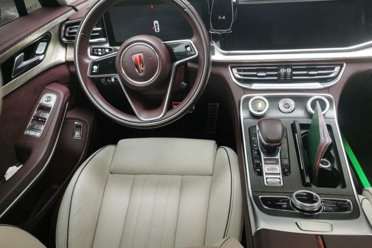 Used Hongqi H9 2022 3.0T Smart Connect Flagship Four-Seater Version Steering Wheel