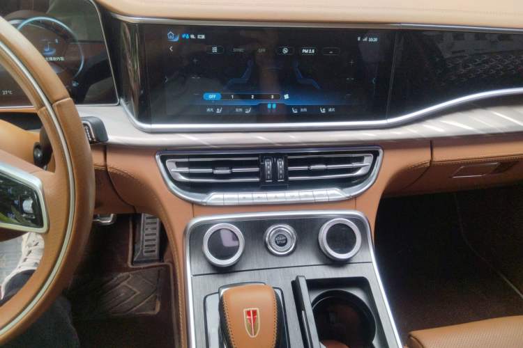 Used Hongqi H9 2022 2.0T Smart Connect Flagship Edition Audio And AC Panel