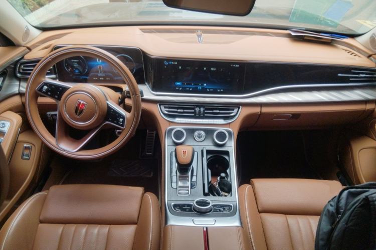 Used Hongqi H9 2022 2.0T Smart Connect Flagship Edition Center Console
