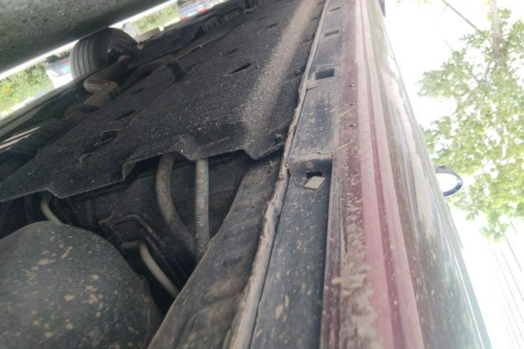 Used Hongqi H9 2022 2.0T Smart Connect Flagship Edition Chassis Rear Left