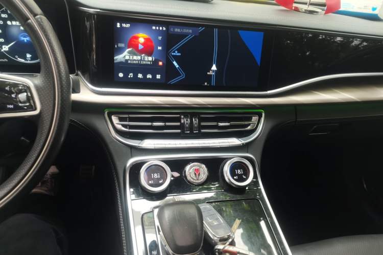 Used Hongqi H9 2022 2.0T Smart Connect Flagship Edition Audio And AC Panel