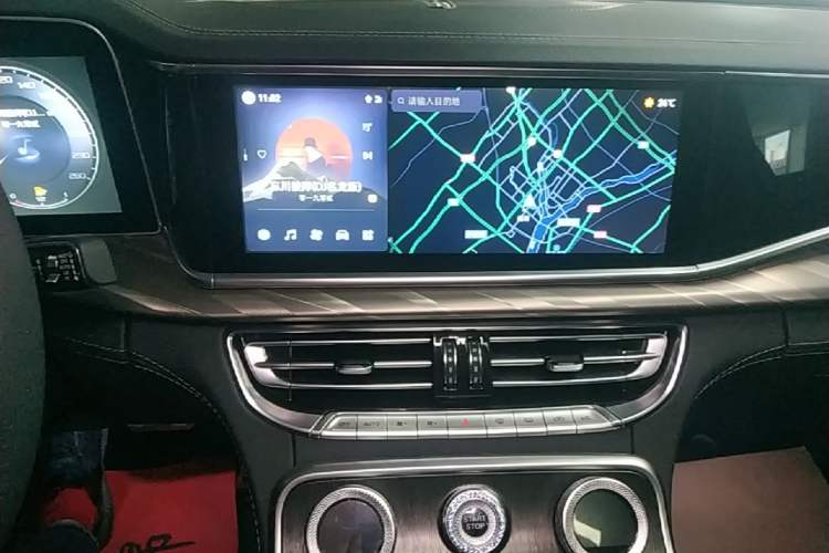 Used Hongqi H9 2022 2.0T Smart Connect Flagship Edition Audio And AC Panel