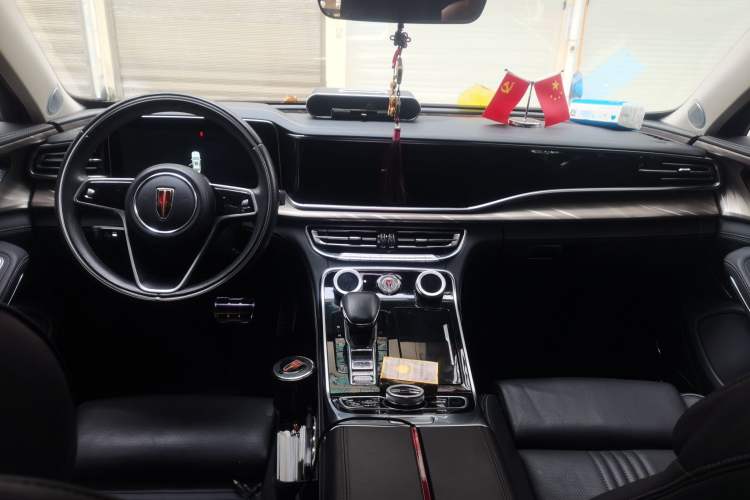 Used Hongqi H9 2022 2.0T Smart Connect Flagship Edition Center Console