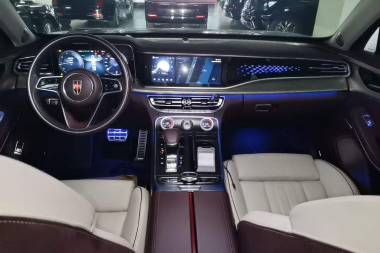 Used Hongqi H9 2022 2.0T Smart Connect Flagship Edition Center Console