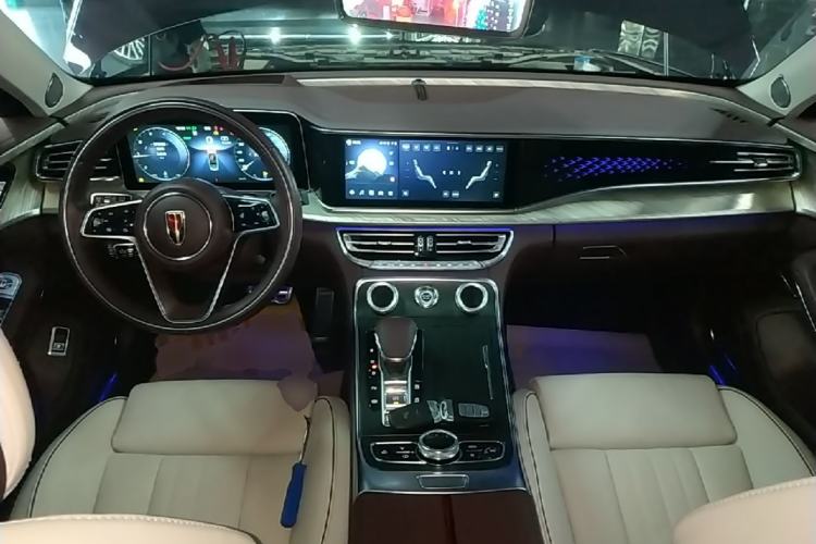Used Hongqi H9 2022 2.0T Smart Connect Flagship Edition Center Console
