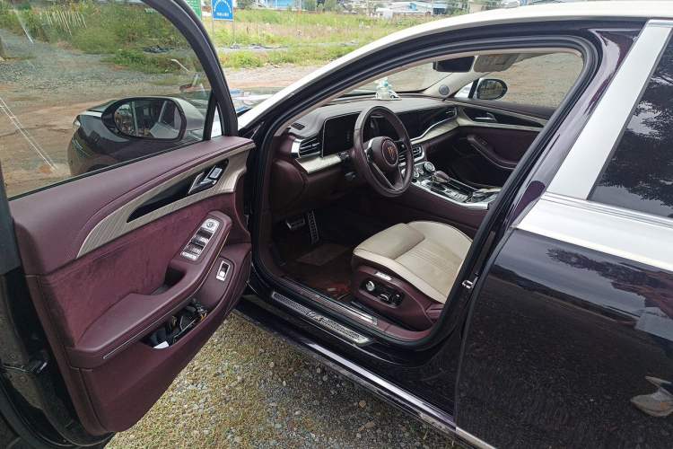 Used Hongqi H9 2022 2.0T Smart Connect Flagship Edition Driver Seat