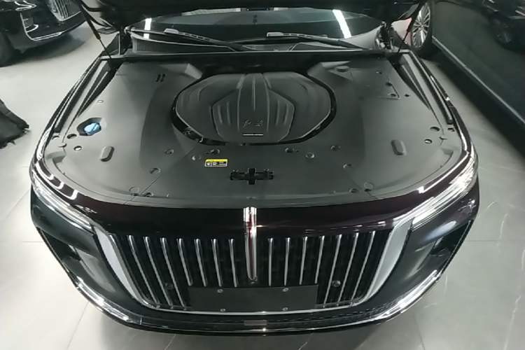 Used Hongqi H9 2022 2.0T Smart Connect Flagship Edition Engine Bay