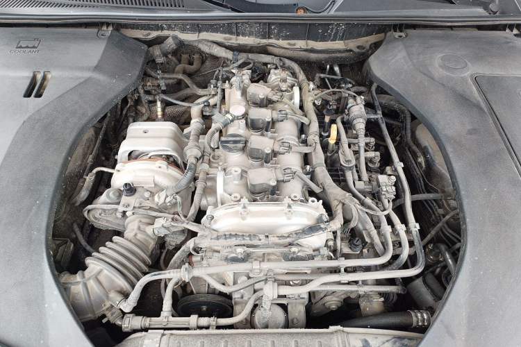Used Hongqi H9 2022 2.0T Smart Connect Flagship Edition Engine Bay