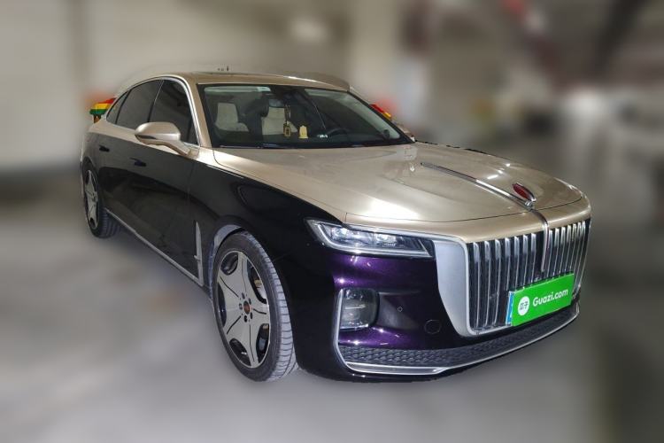 Used Hongqi H9 2022 2.0T Smart Connect Flagship Edition Front Right 45 Deg