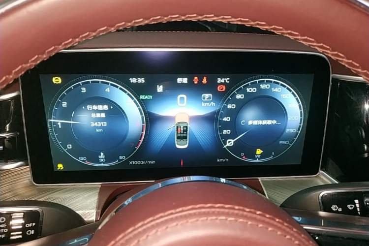 Used Hongqi H9 2022 2.0T Smart Connect Flagship Edition Instrument Cluster