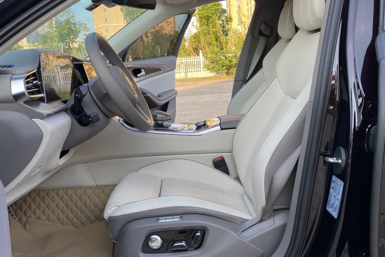 Used Hongqi H9 2022 2.0T Smart Connect Flagship Edition Interior 1